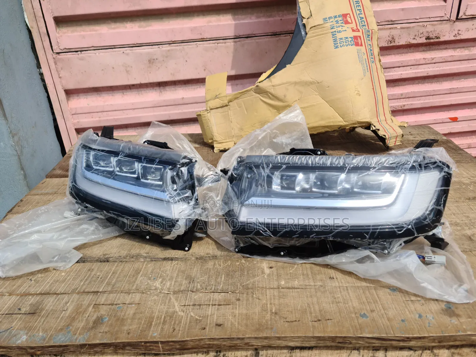 Head Lamp Land Cruiser 2024