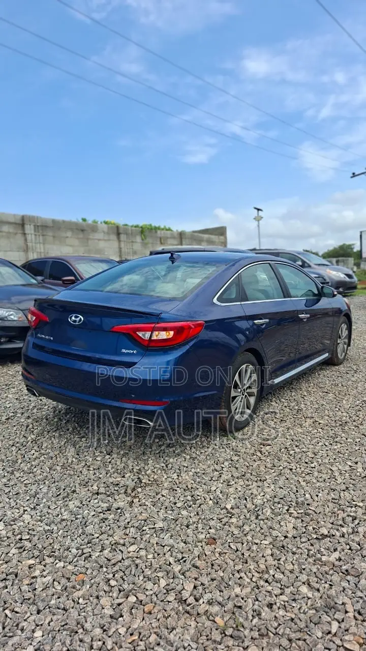 Hyundai Sonata Limited 2.0T Seban (2.0L 4cyl 6A) 2016 Blue