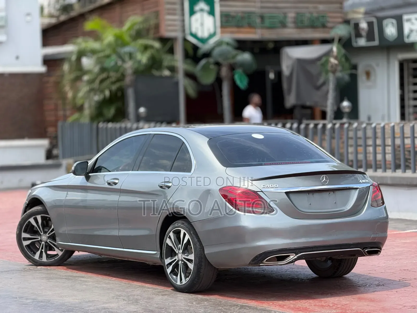 Mercedes-Benz C300 Luxury 4Matic Sedan AWD (2.0L 4cyl 7A) 2016 Gray