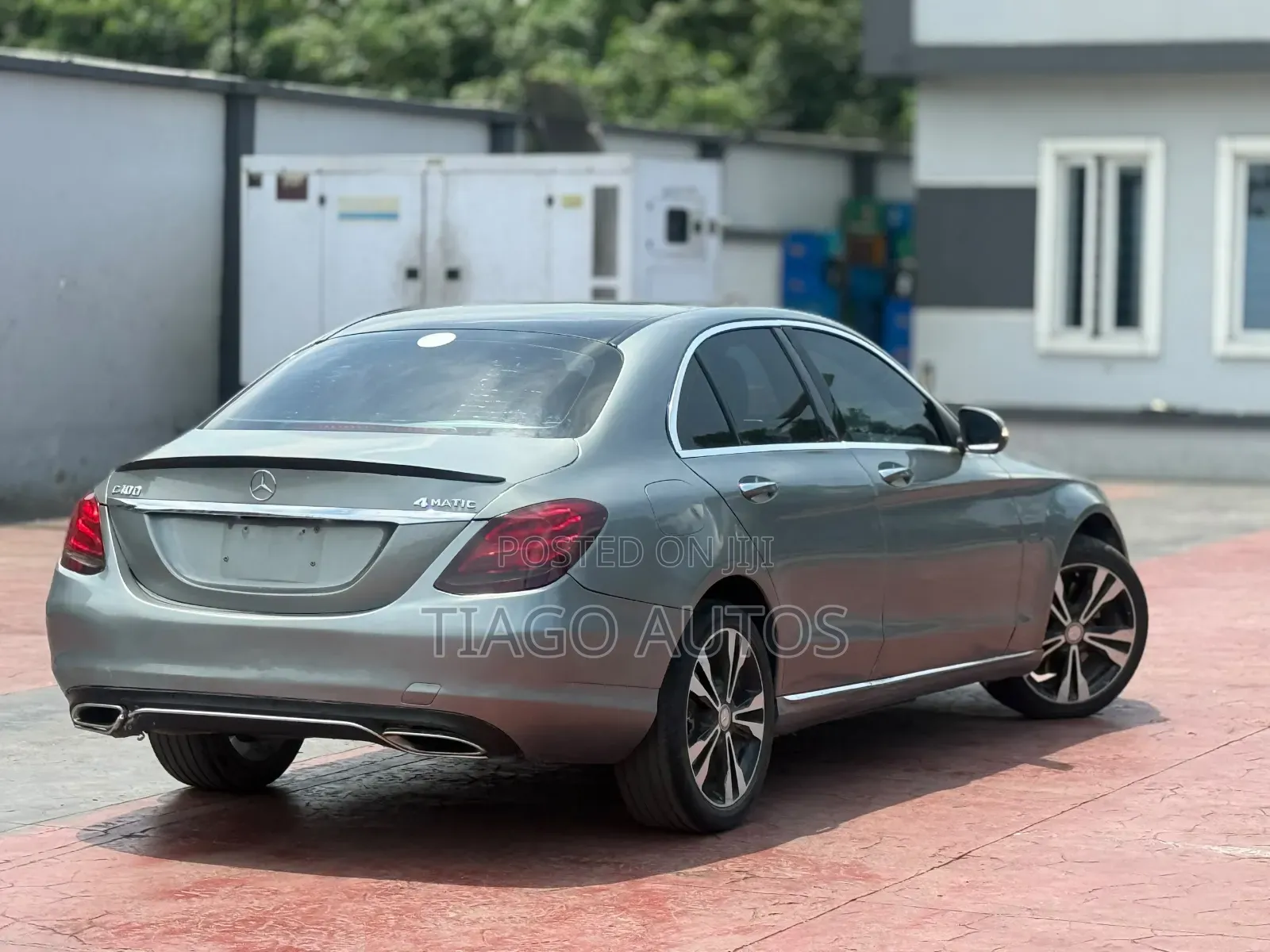 Mercedes-Benz C300 Luxury 4Matic Sedan AWD (2.0L 4cyl 7A) 2016 Gray