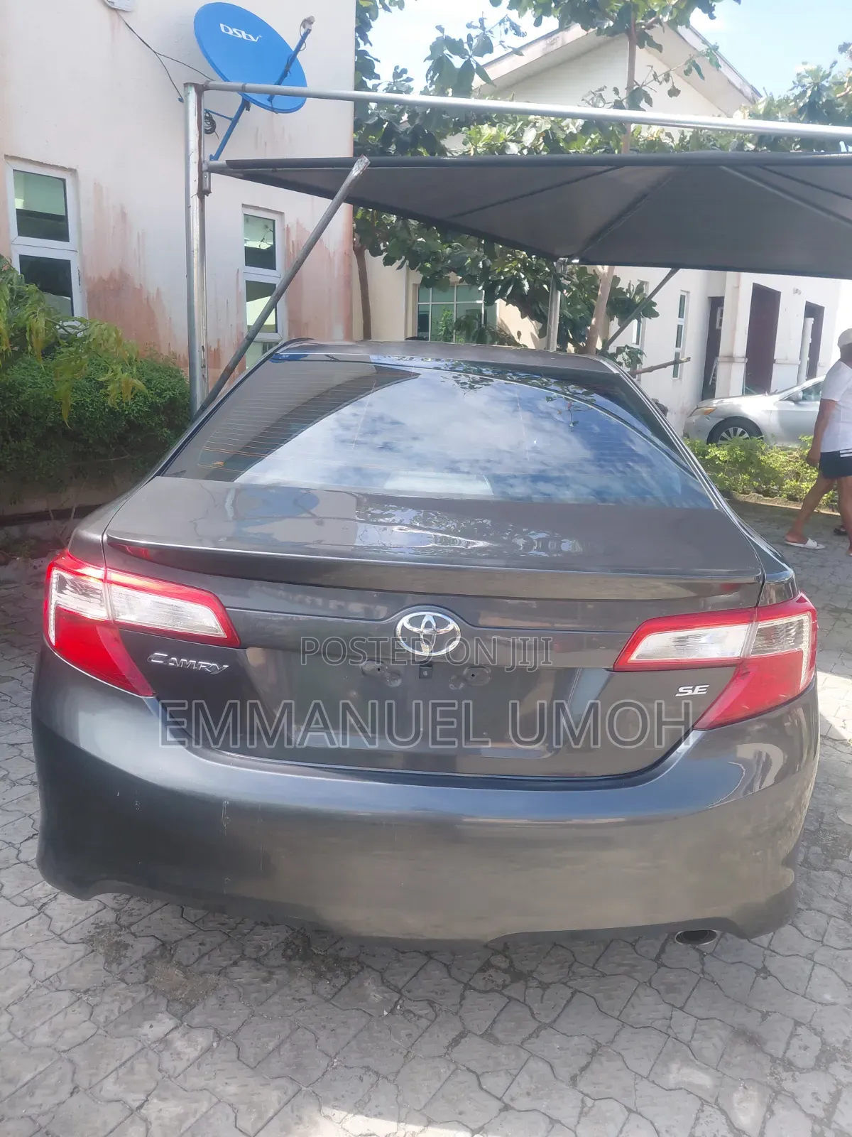 Toyota Camry SE 4dr Sedan (2.5L 4cyl 6A) 2013 Green