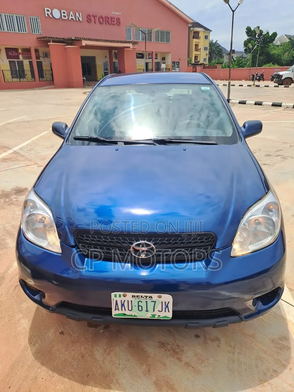 Toyota Matrix XR Hatchback FWD (1.8L 4cyl 4A) 2007 Blue