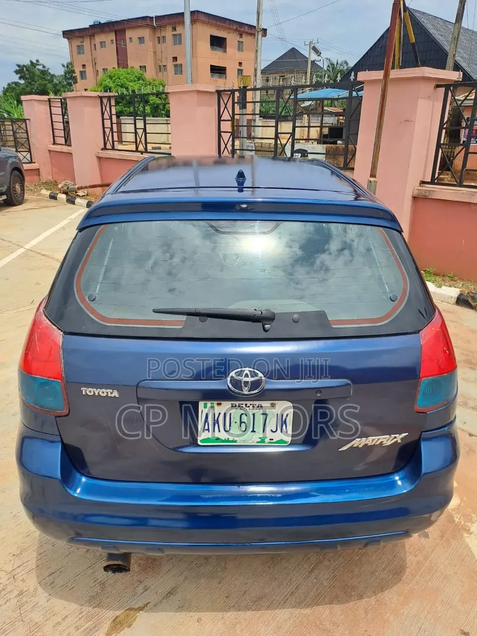 Toyota Matrix XR Hatchback FWD (1.8L 4cyl 4A) 2007 Blue