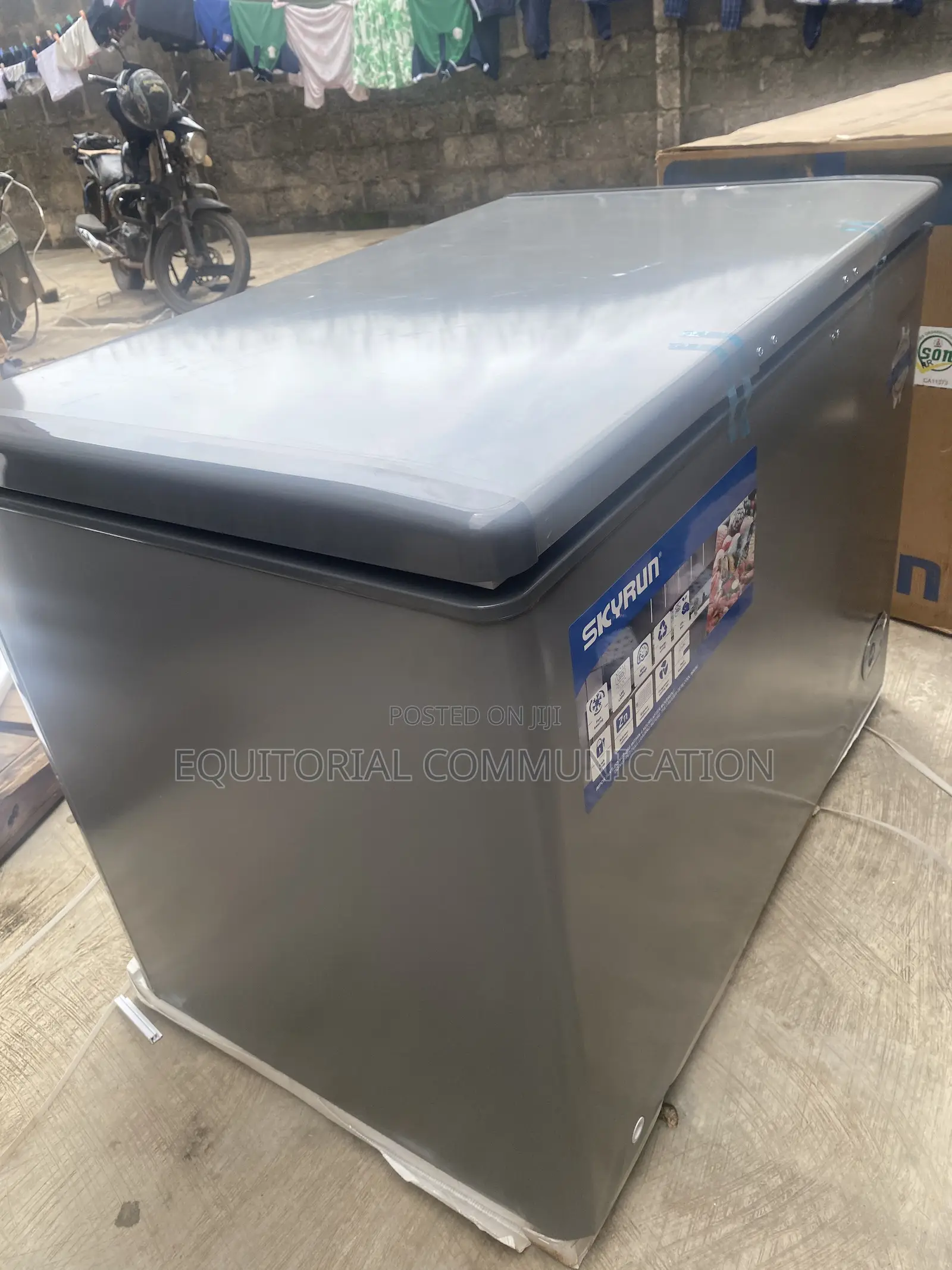 SKYRUN BD-300HNW 300L Freezer for Homes and Supermarkets