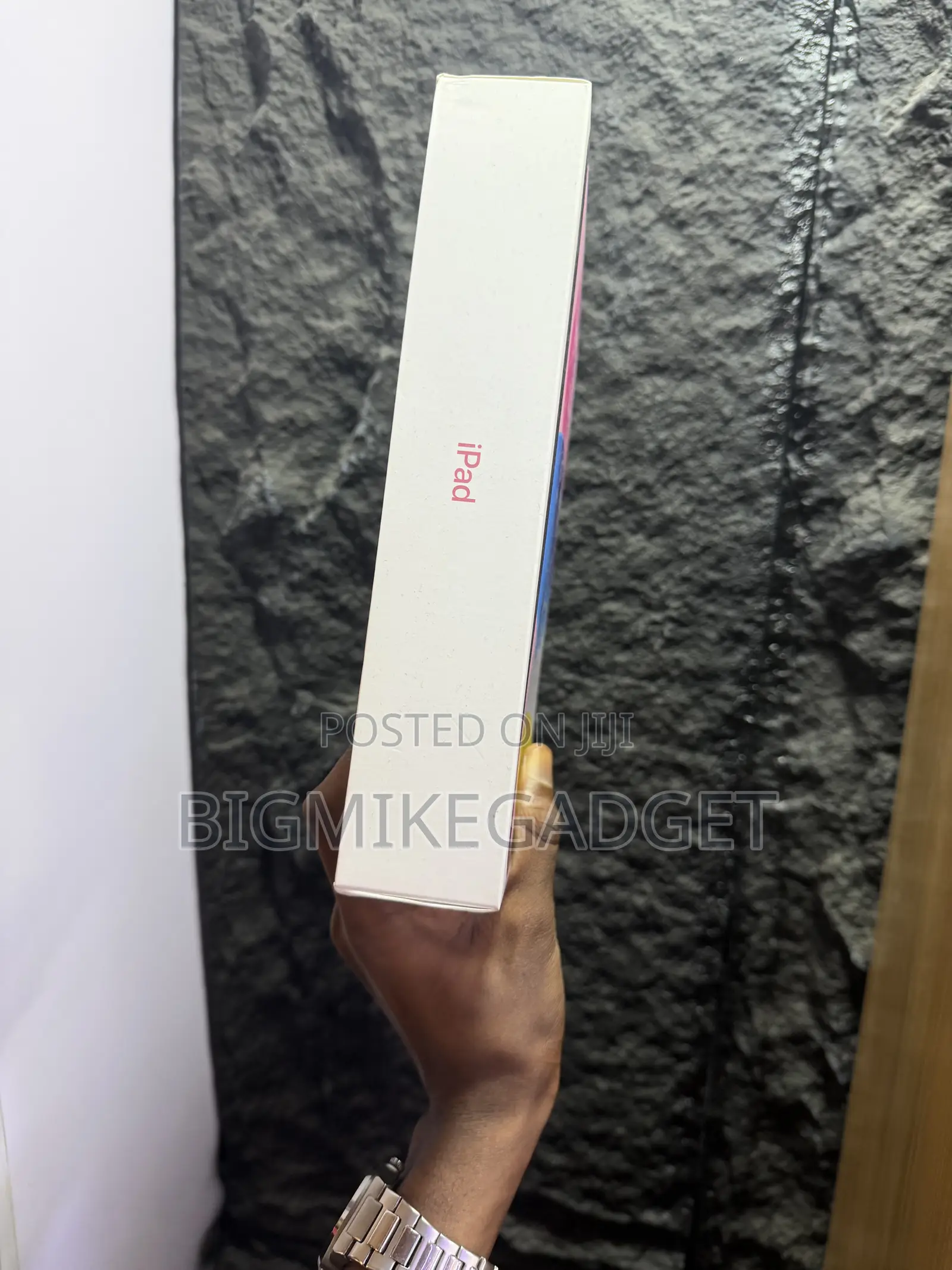 New Apple iPad (2025) 128 GB Pink