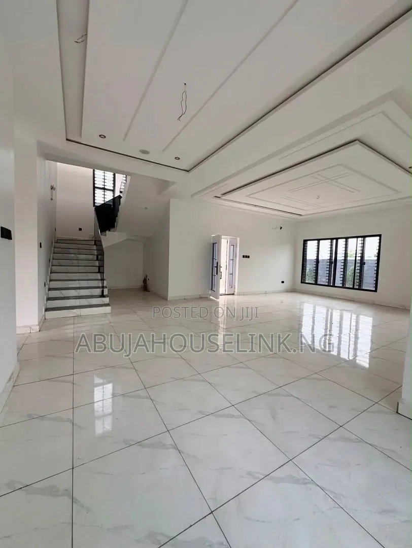 4bdrm Duplex in Gaduwa Abuja for sale