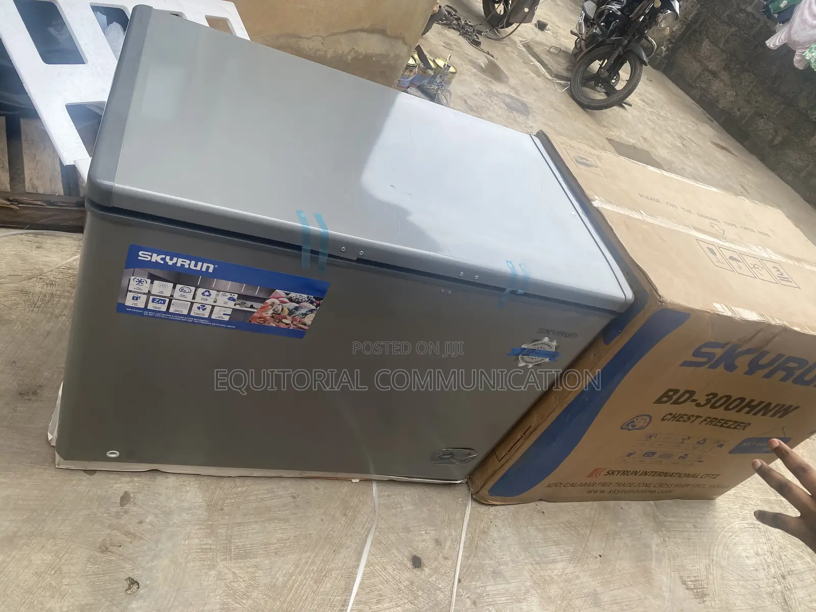 BD-300HNW 300L Skyrun Chest Freezer for Provision Stores