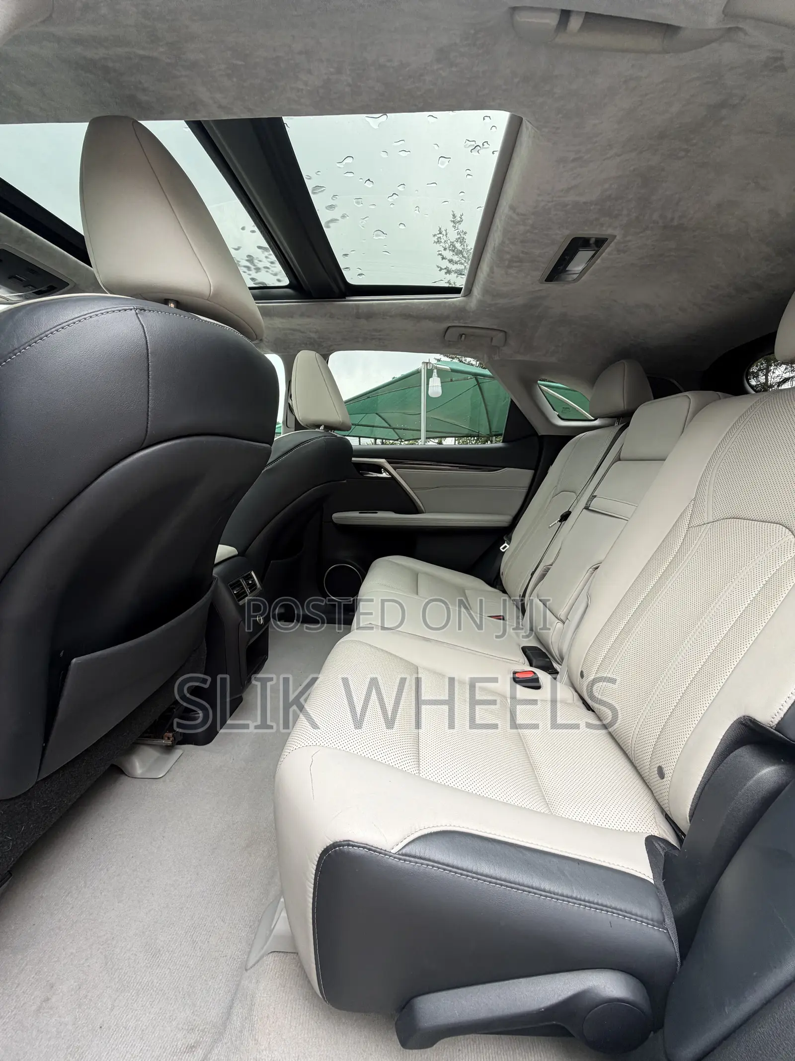 Lexus RX 350 FWD 2017 Silver