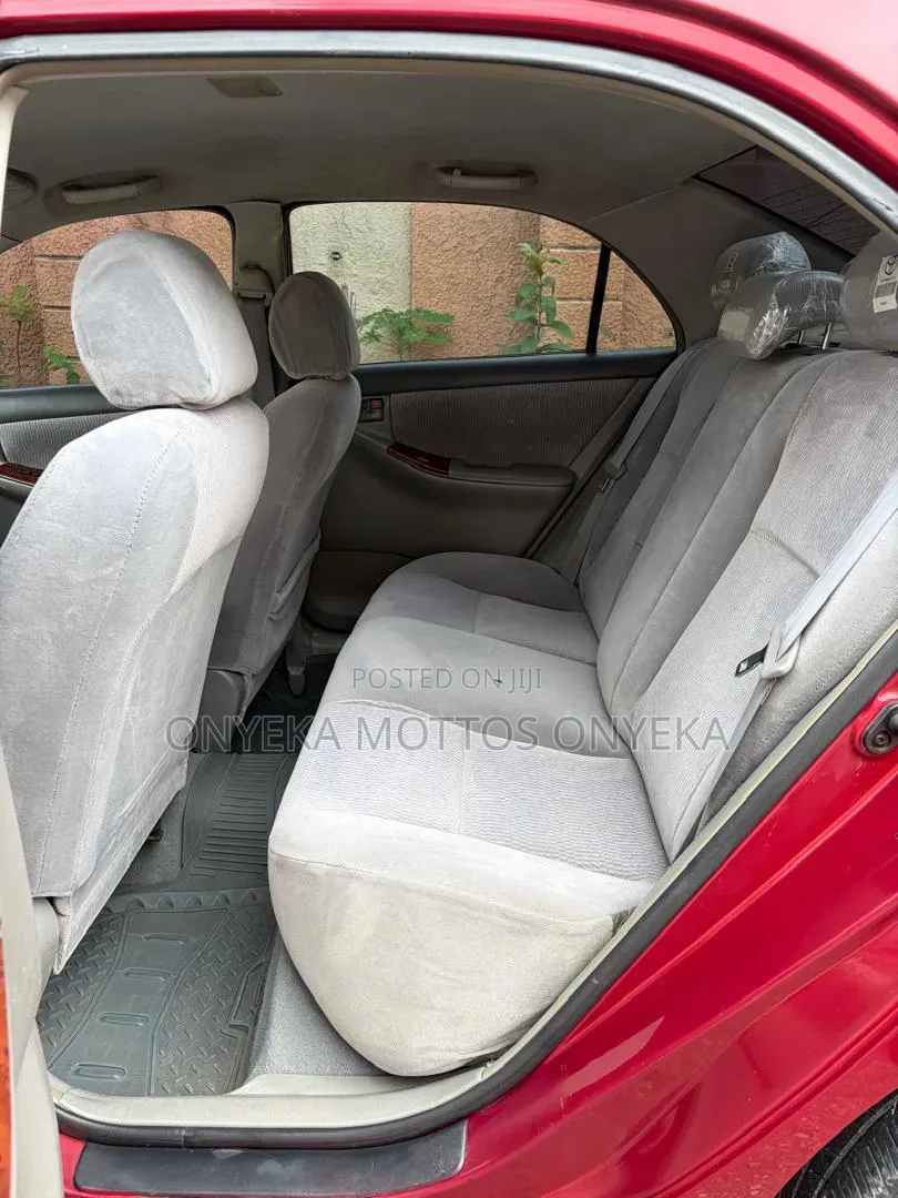 Toyota Corolla LE 2005 Red