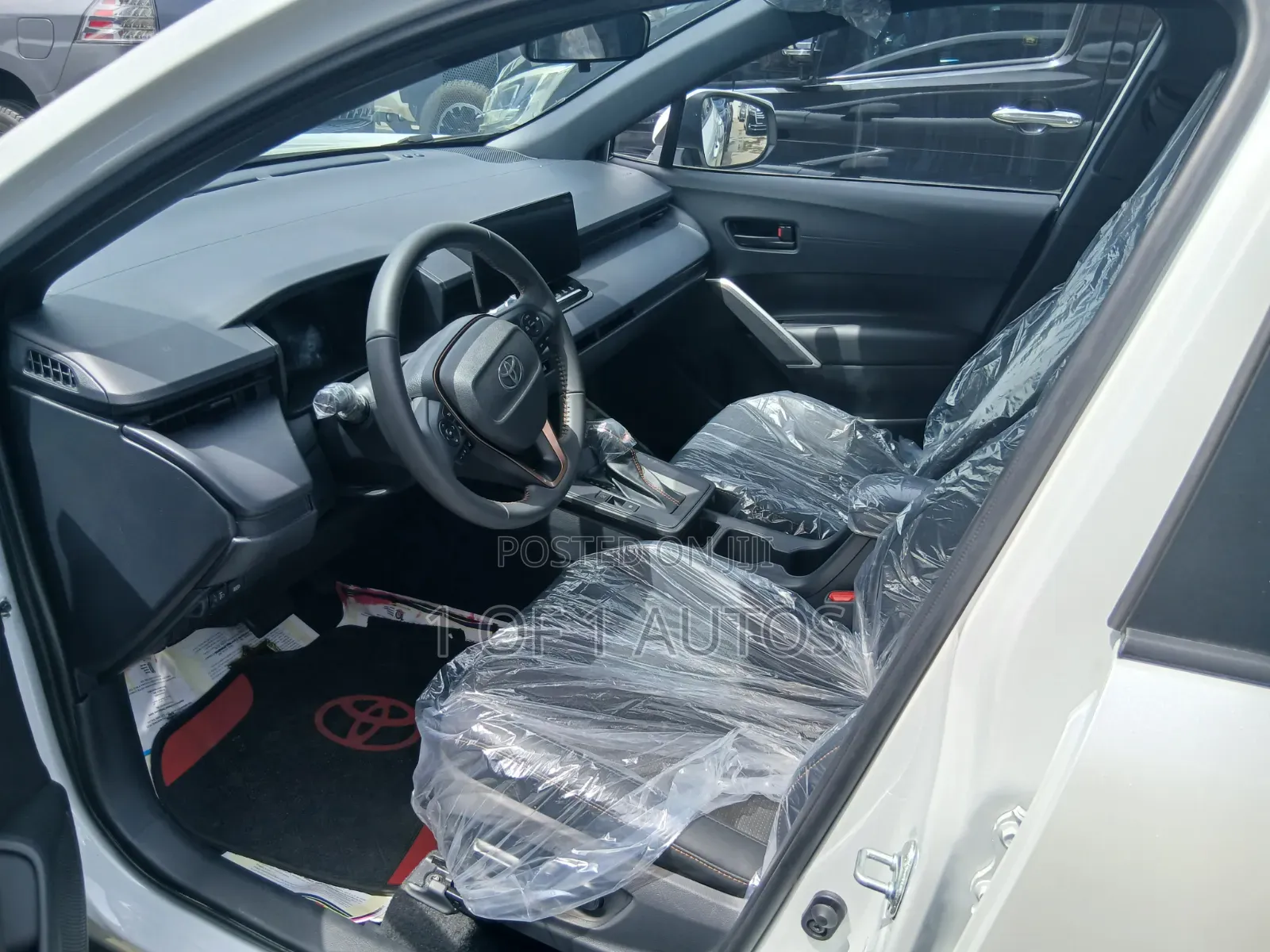 New Toyota Corolla Cross XLE 2026 White