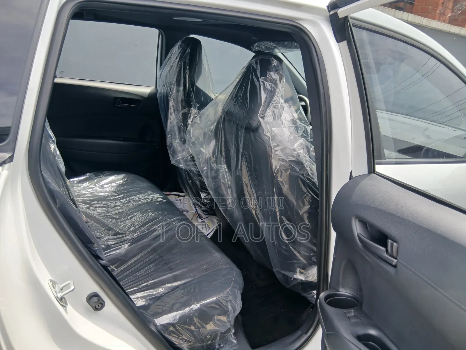 New Toyota Corolla Cross XLE 2026 White