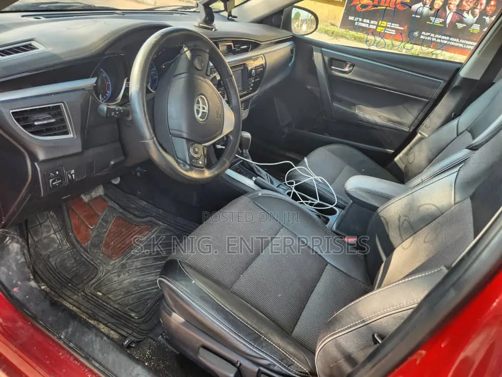 Toyota Corolla S Plus 4dr Sedan (1.8L 4cyl CVT) 2016 Red