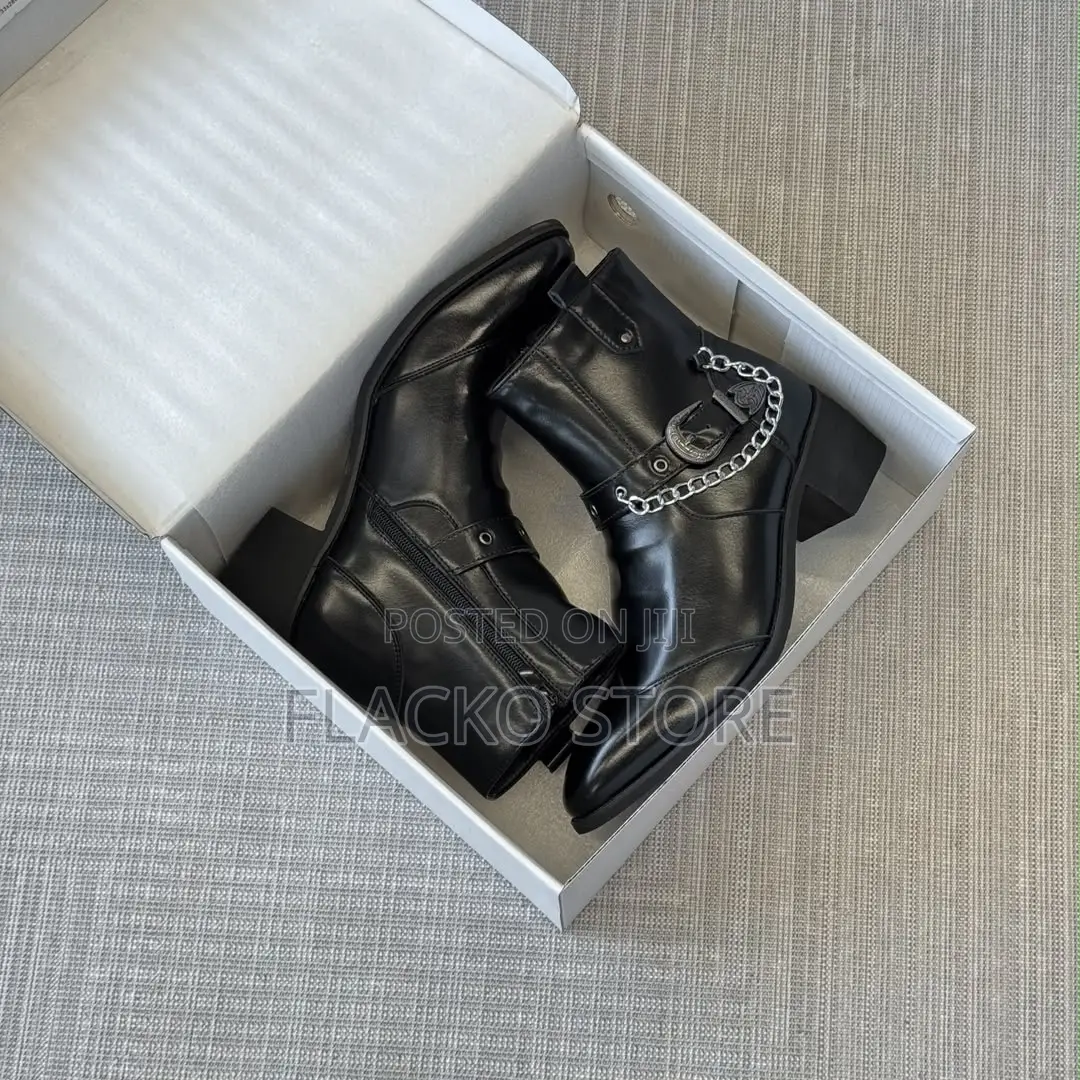 High Quality Heeled Western Chain & Buckle Strap Ankle Boots