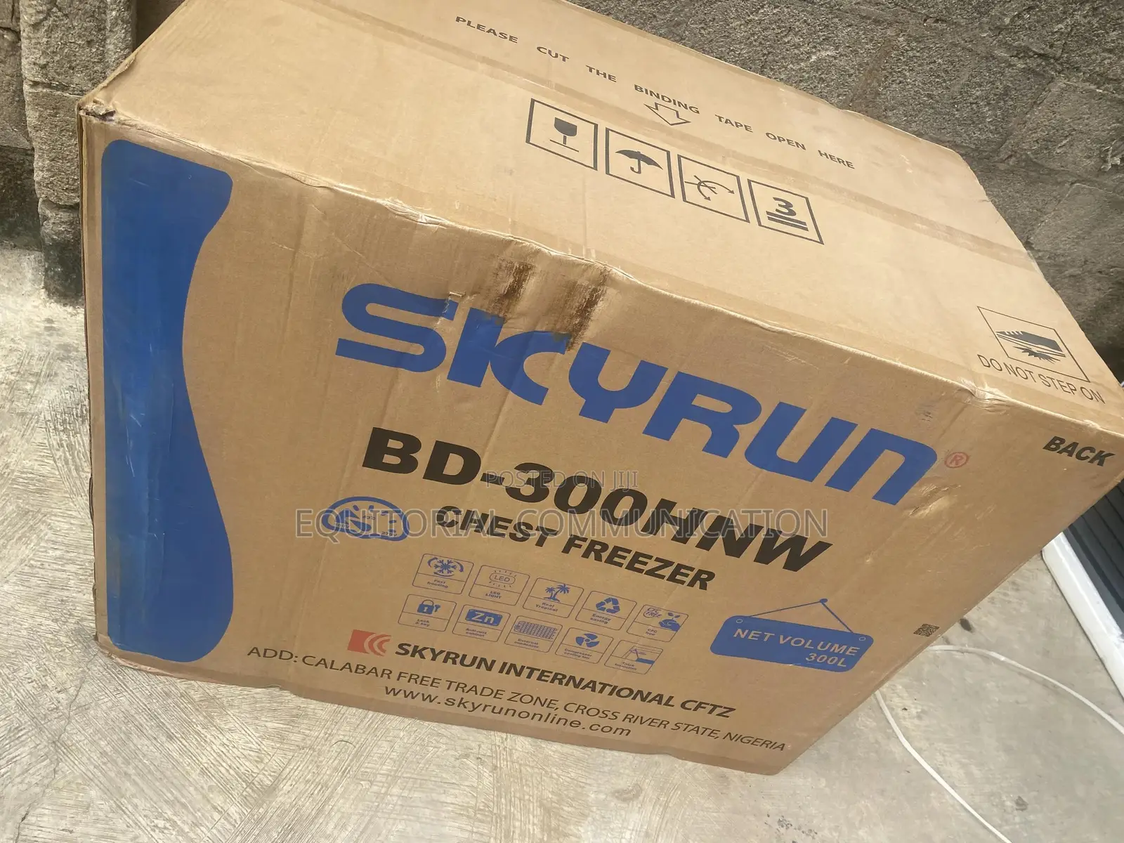 Skyrun Chest Freezer BD-300HNW 300L for Bulk Food Preservation