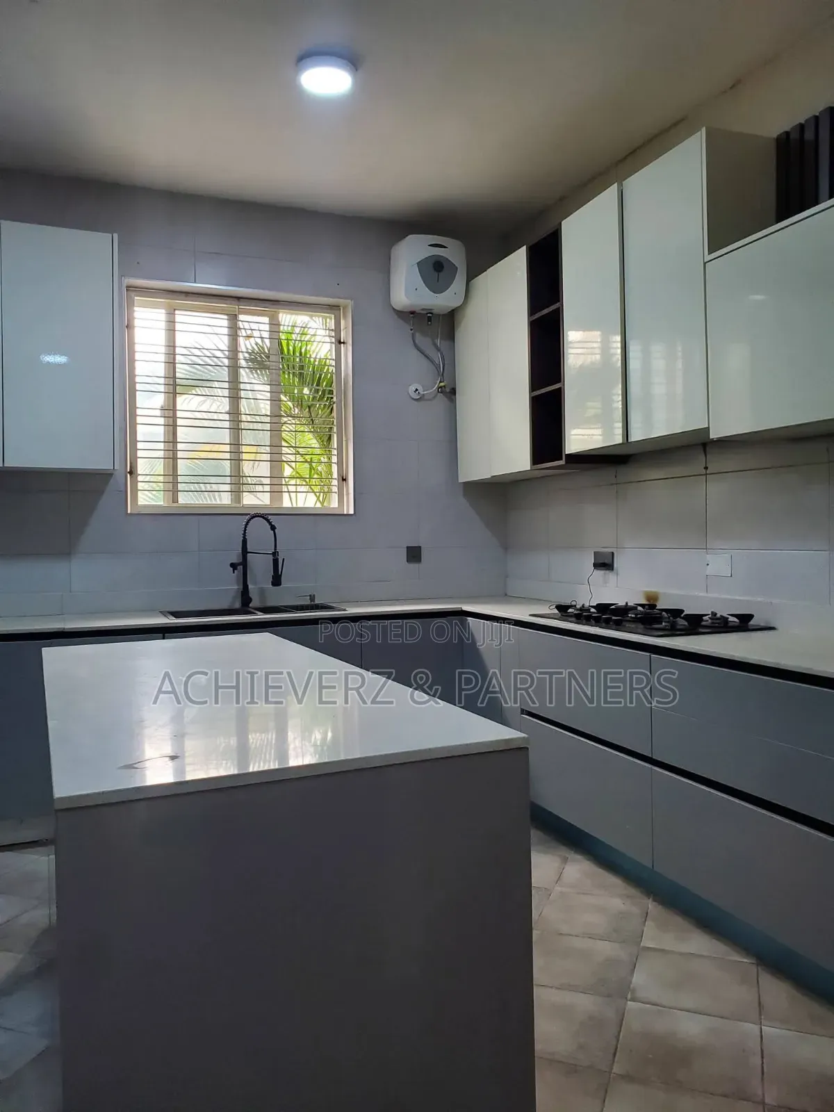 4bdrm Duplex in Katampe Extension for rent