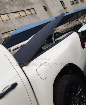 Boot Cover Shock Toyota Hilux