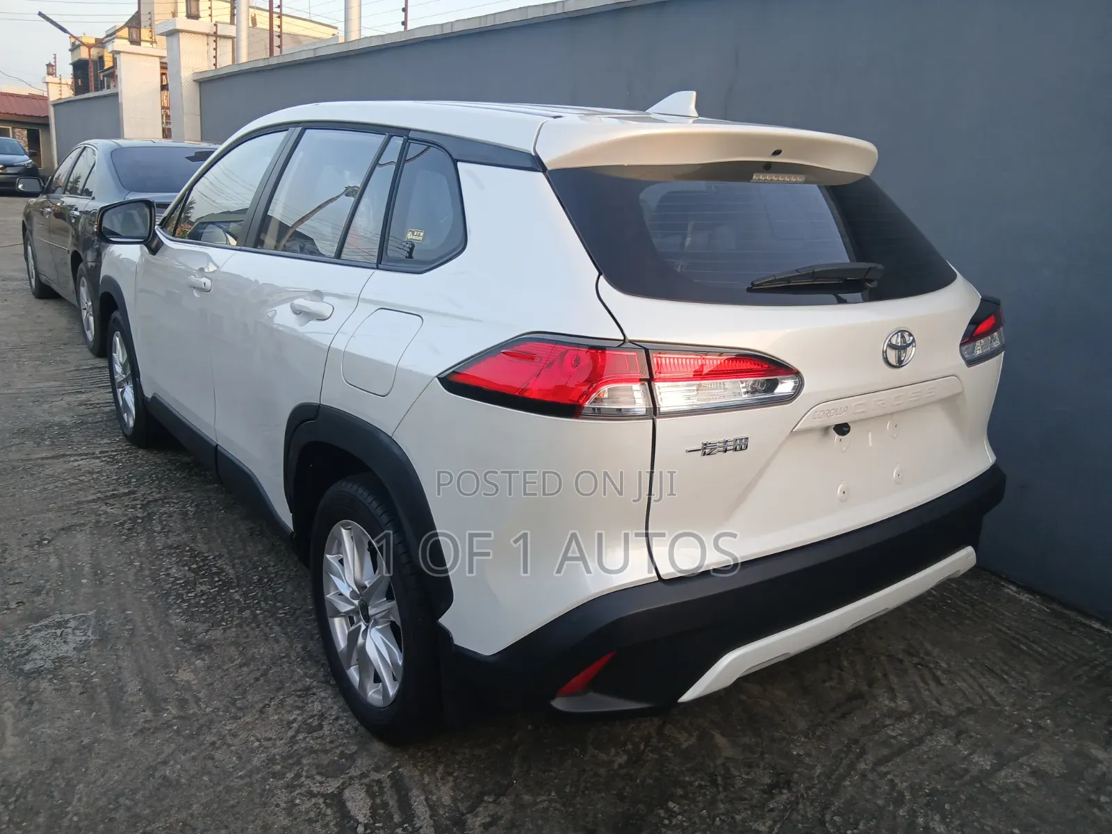 Toyota Corolla Cross XLE 4WD 2024 White