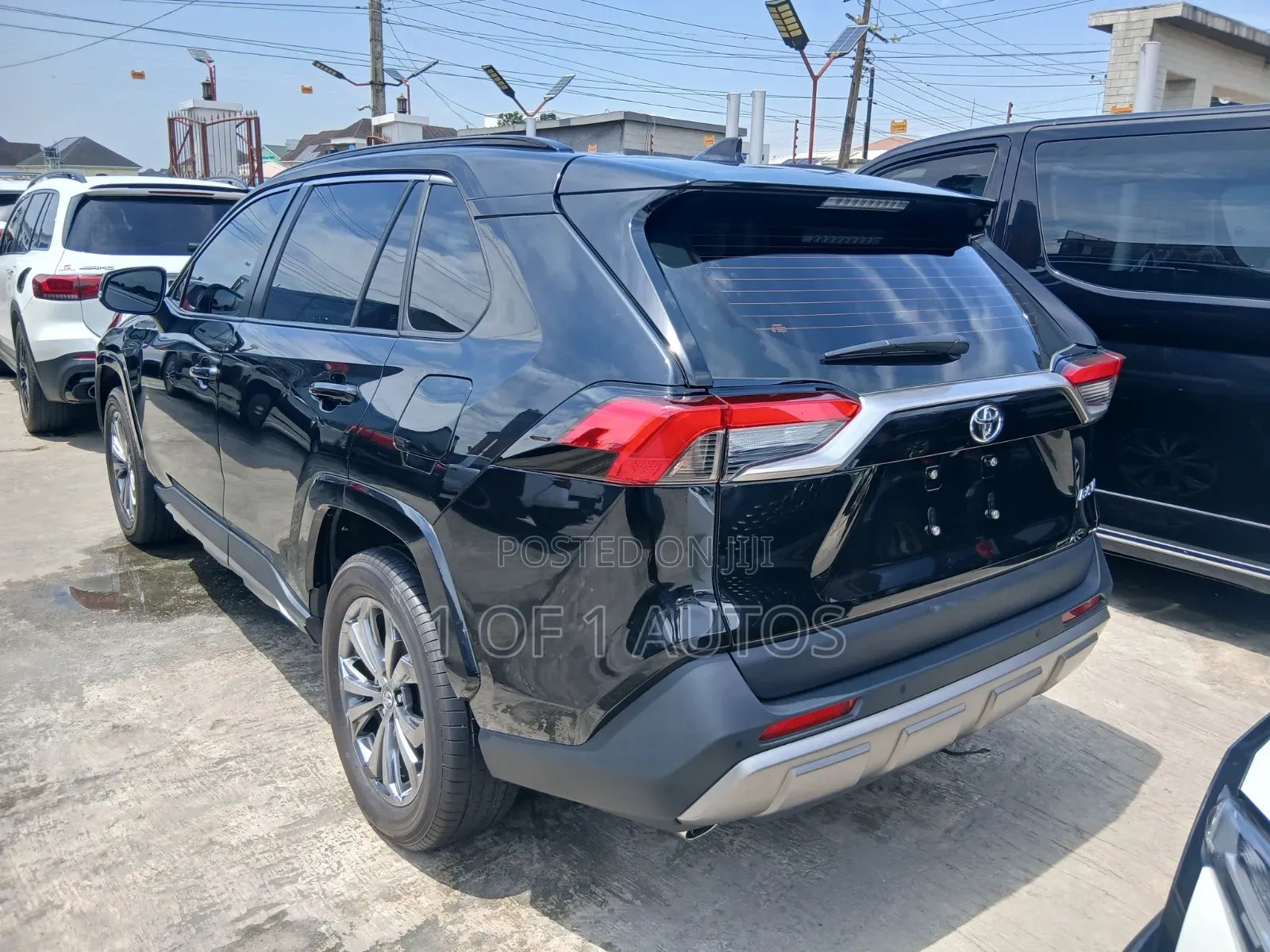 New Toyota RAV4 XLE 2025 Black