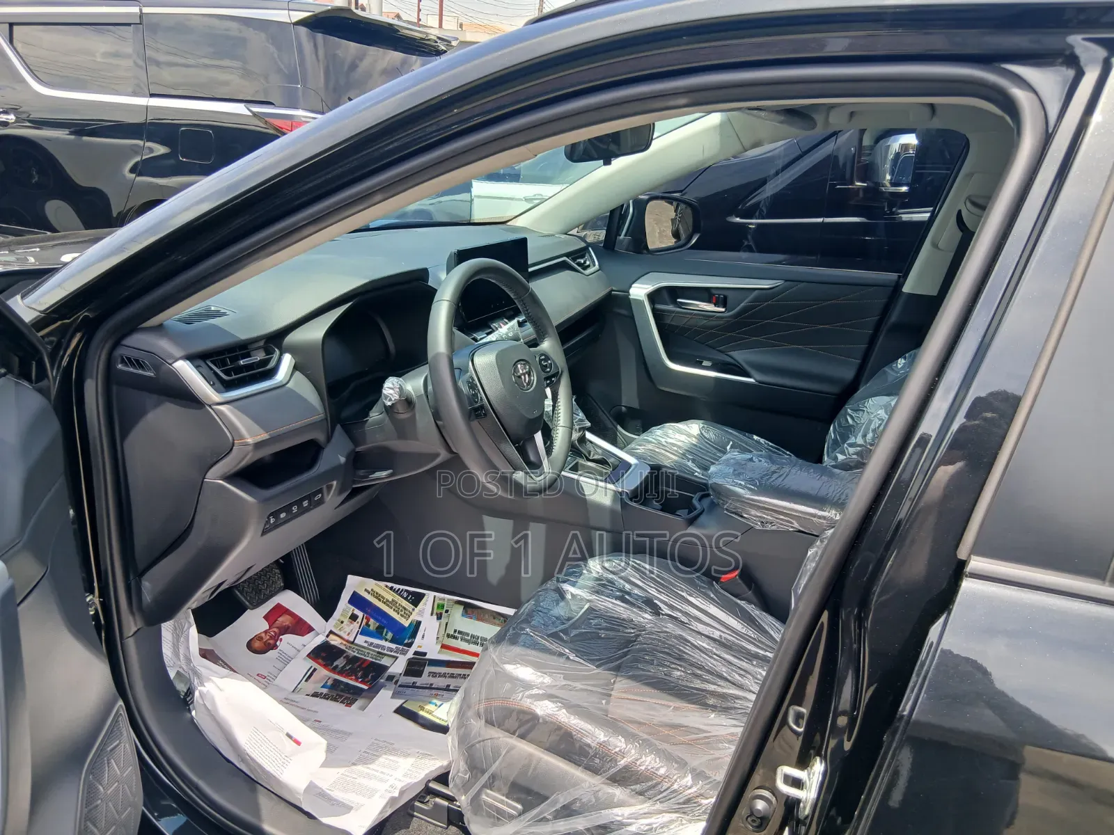 New Toyota RAV4 XLE 2025 Black