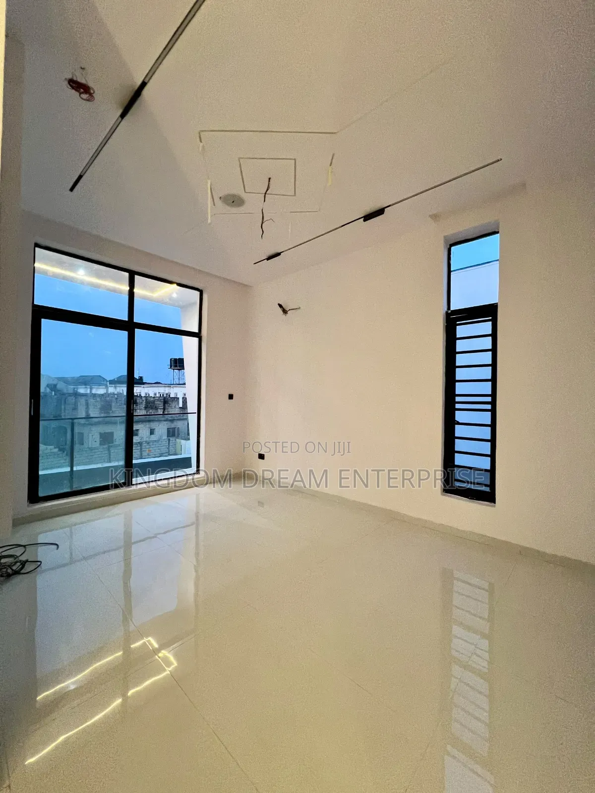 4bdrm Duplex in Ikota Lekki Lagos for sale