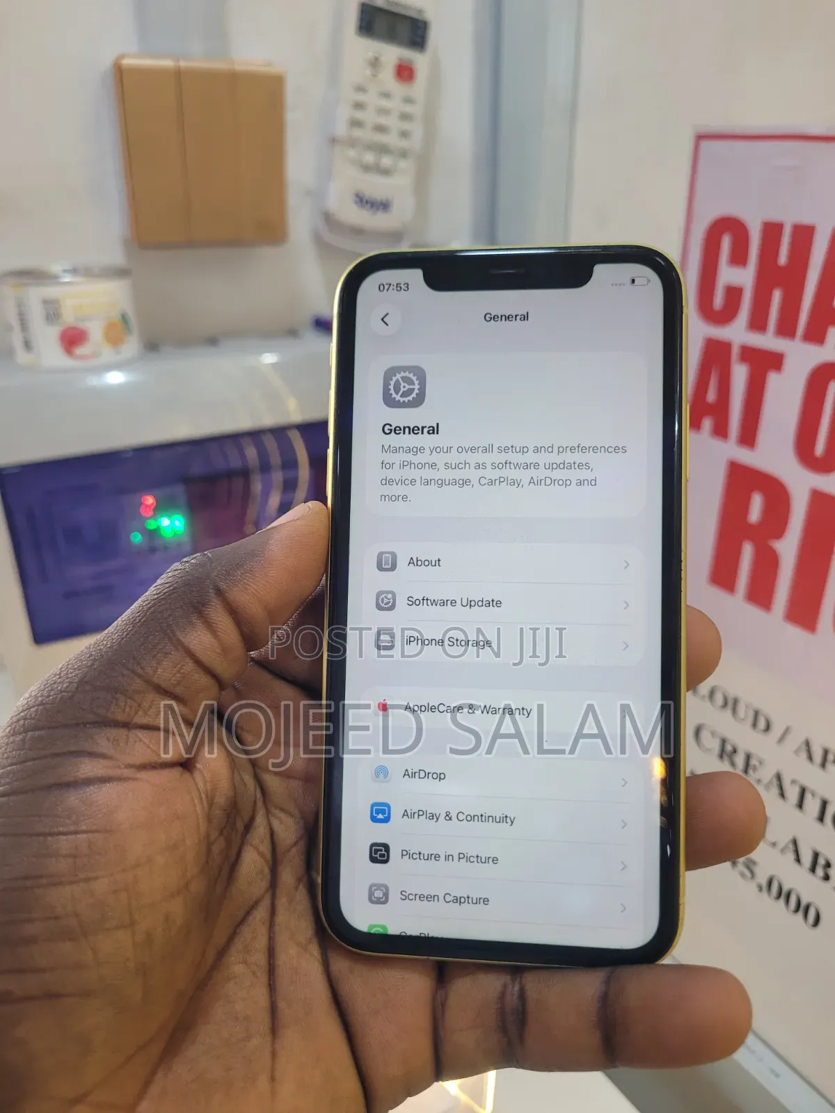 Apple iPhone 11 64 GB Yellow