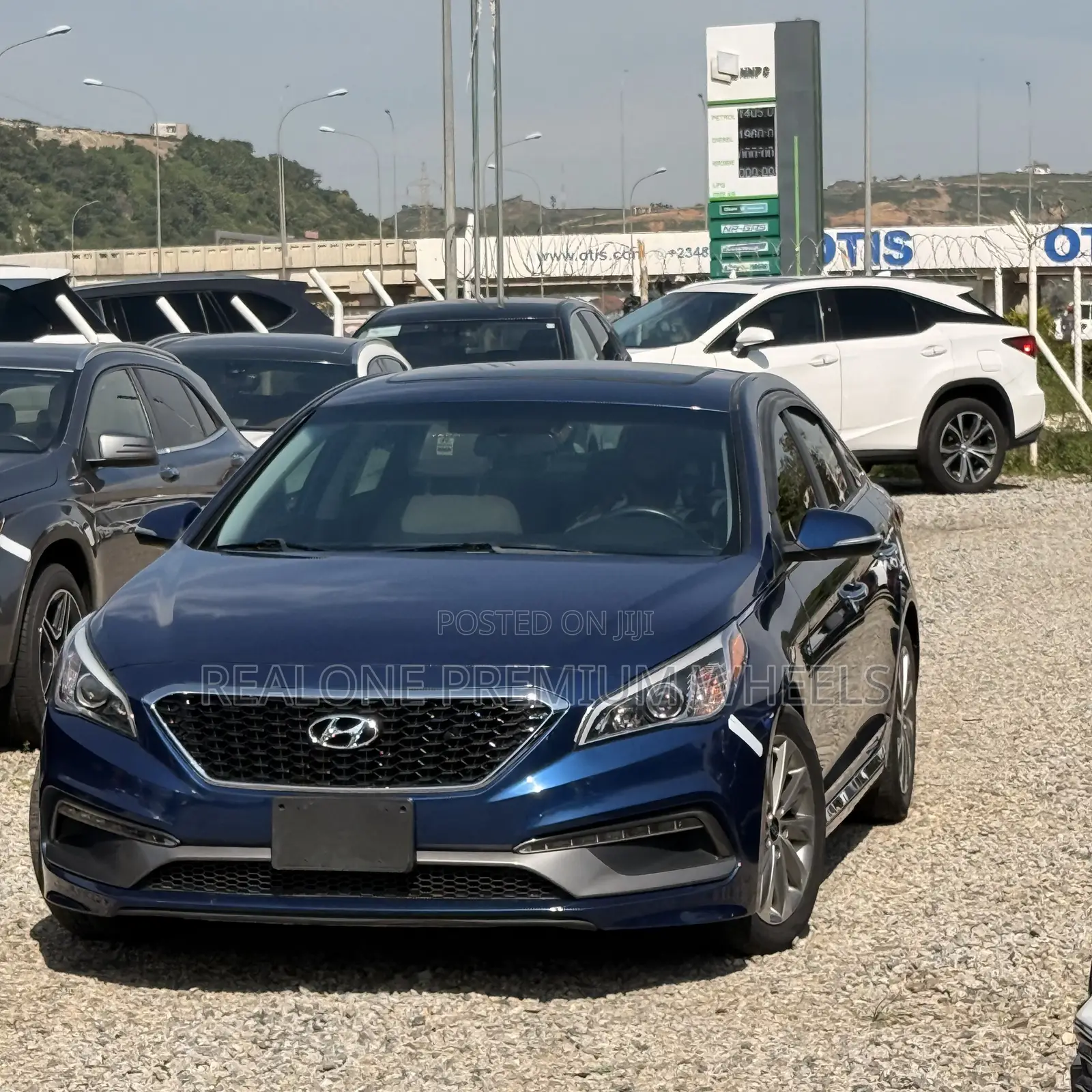 Hyundai Sonata SE 2017 Blue