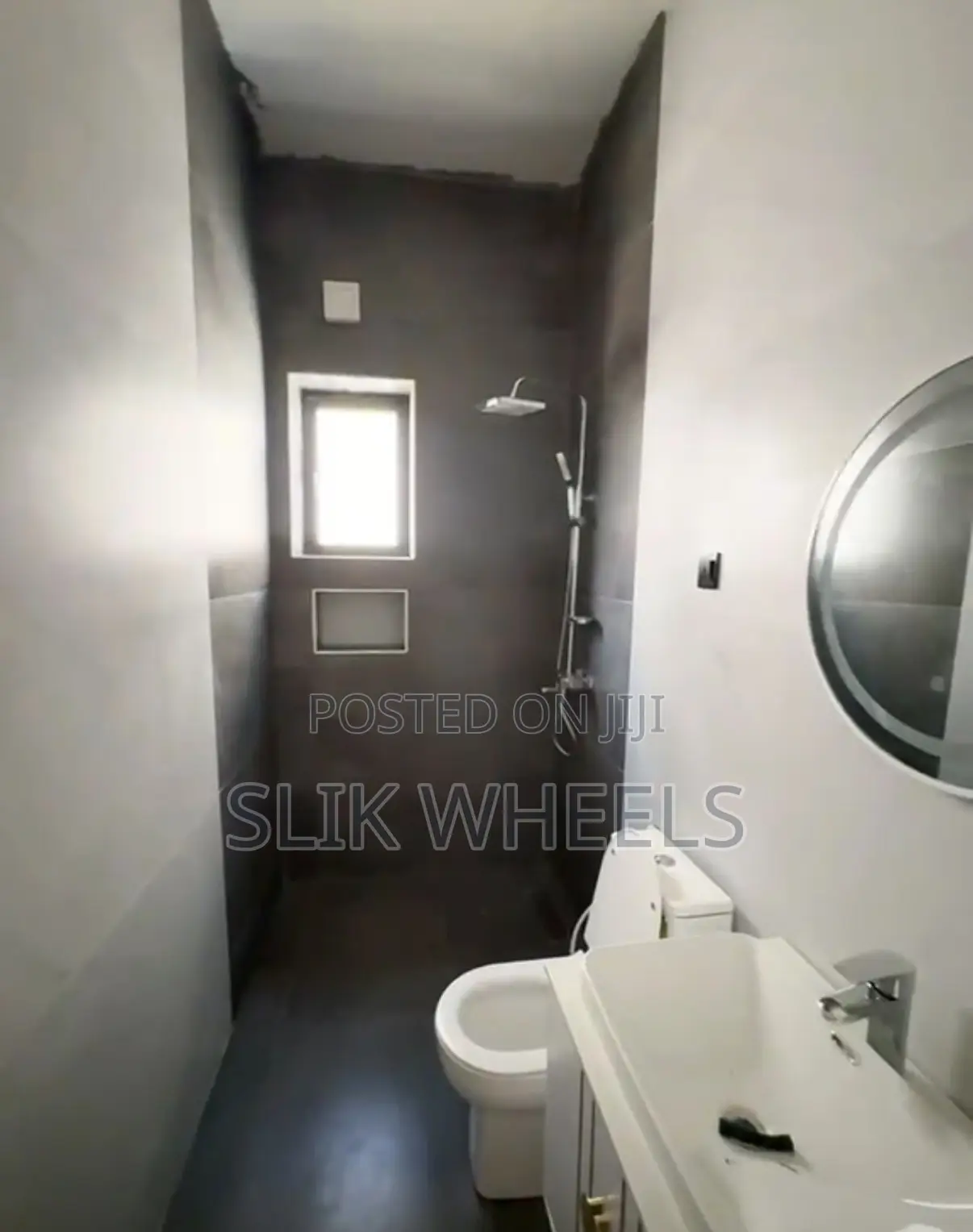 5bdrm Duplex in Asokoro for sale