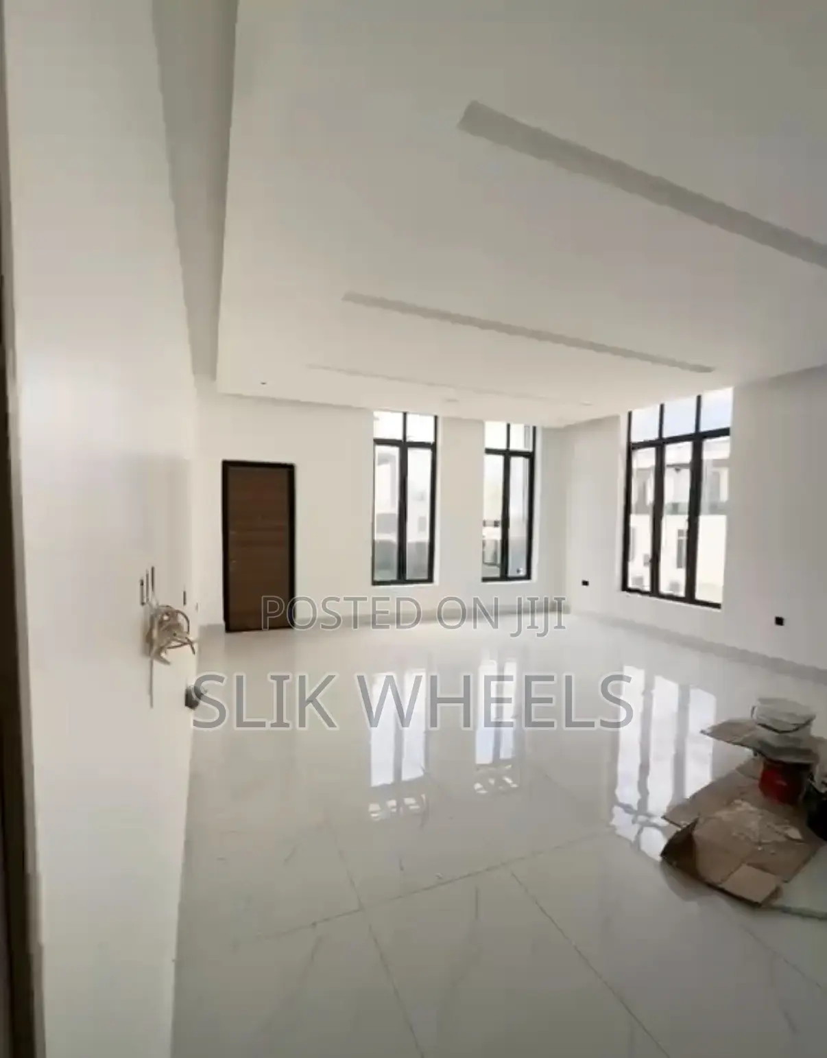 5bdrm Duplex in Asokoro for sale