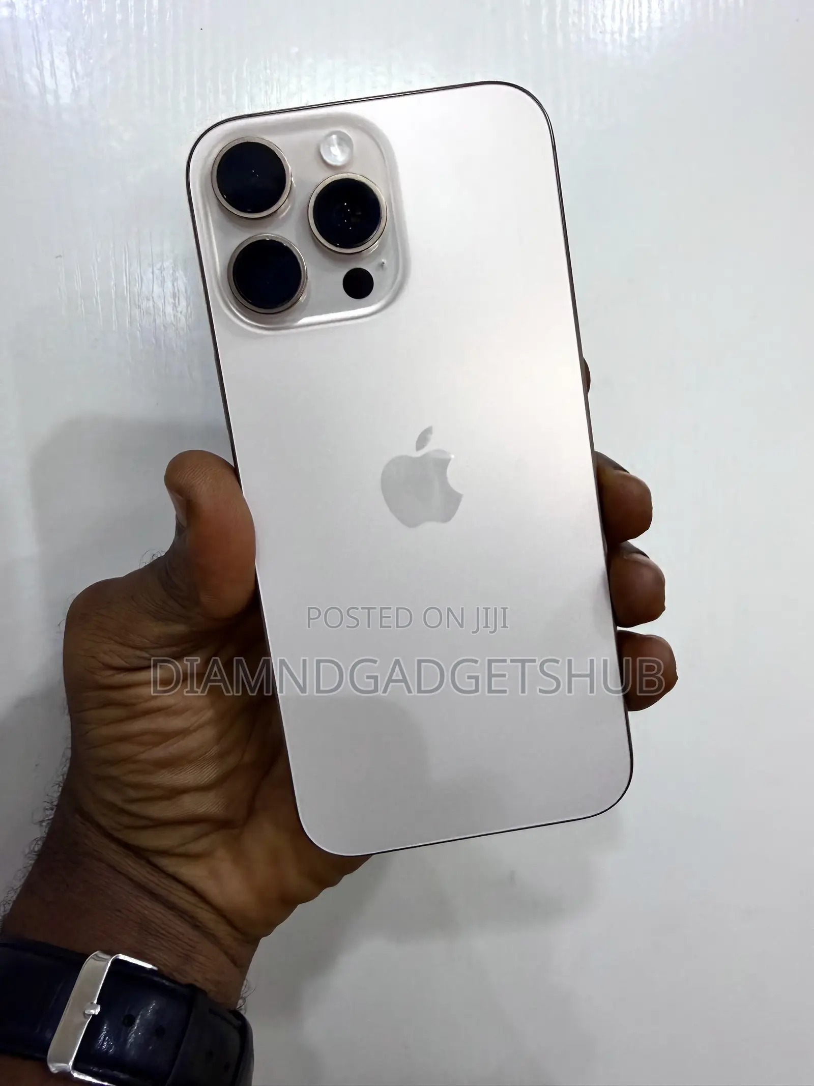 Apple iPhone 16 Pro Max 256 GB Gold