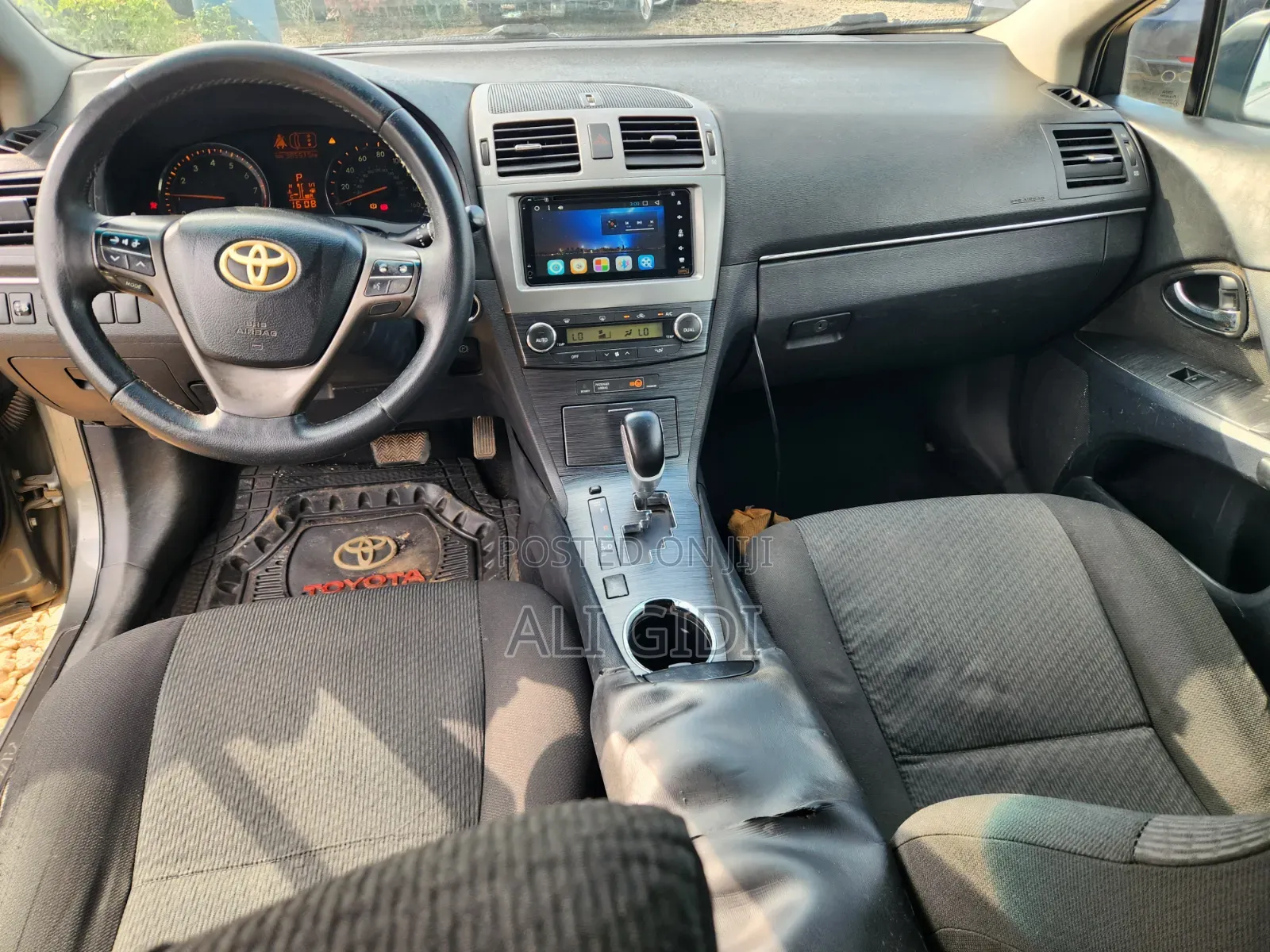 Toyota Avensis 2.0 Advanced Automatic 2012 Green