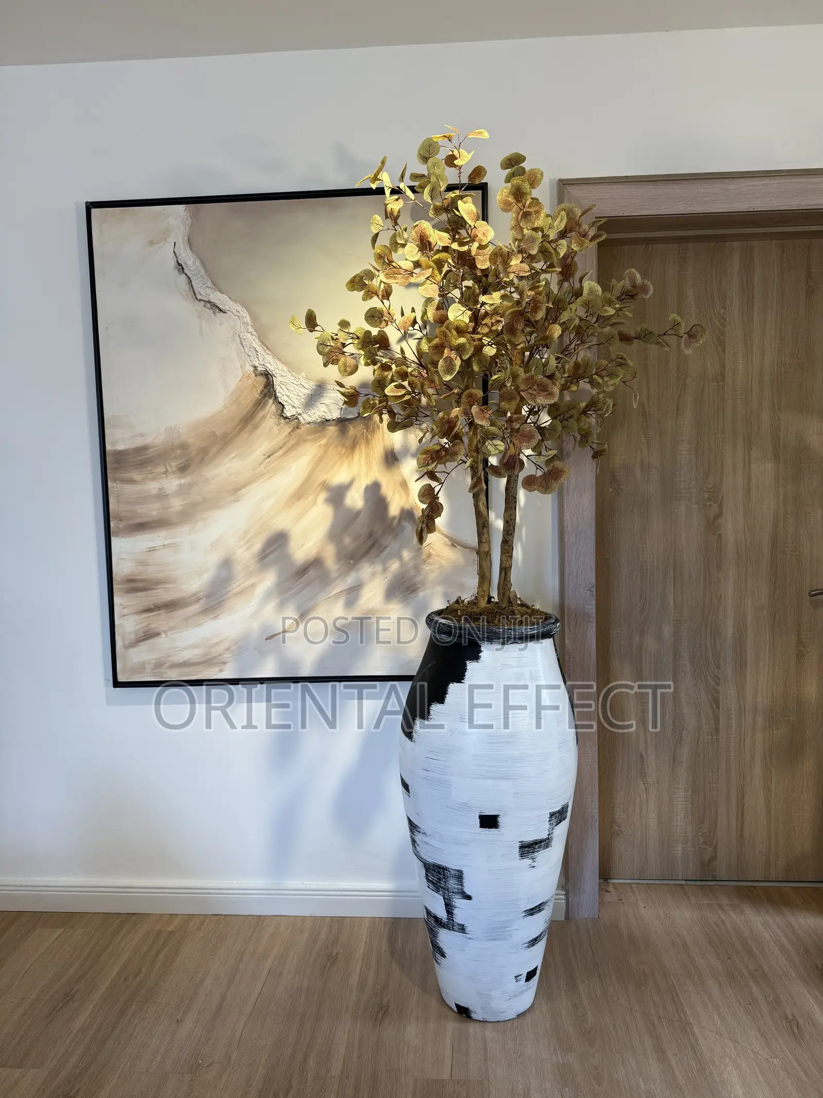 White Stroke Nile Antique Pot With Artificial Money Tree | Nigeria