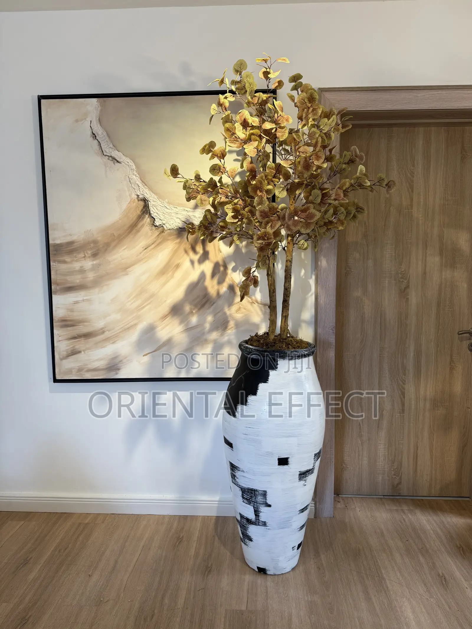 White Stroke Nile Antique Pot With Artificial Money Tree | Nigeria