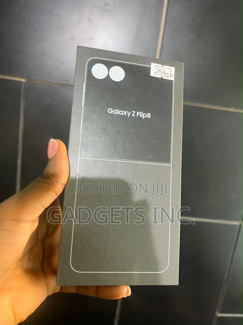 New Samsung Galaxy Z Flip8 256 GB Black