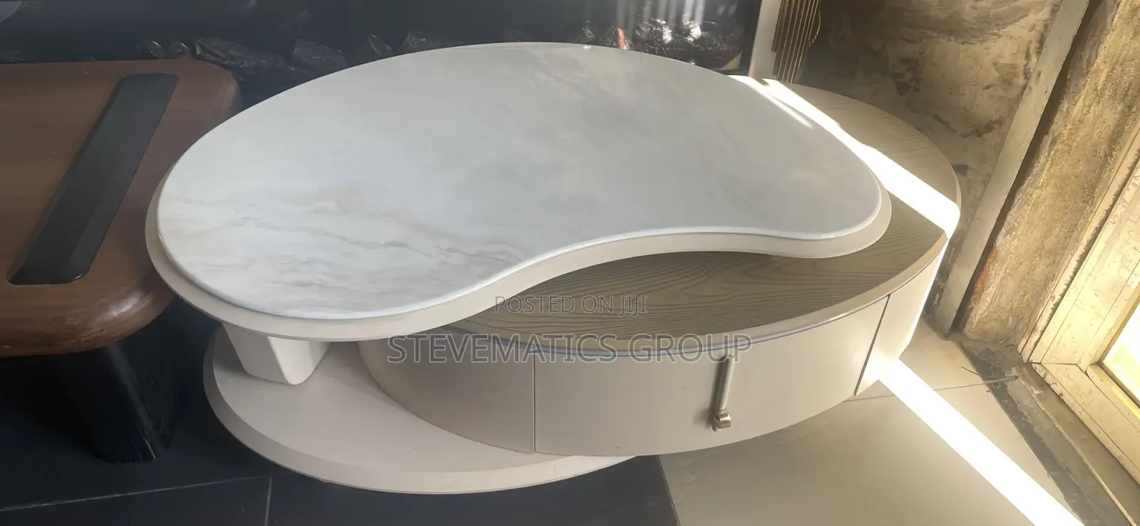 Adjusting Center Table