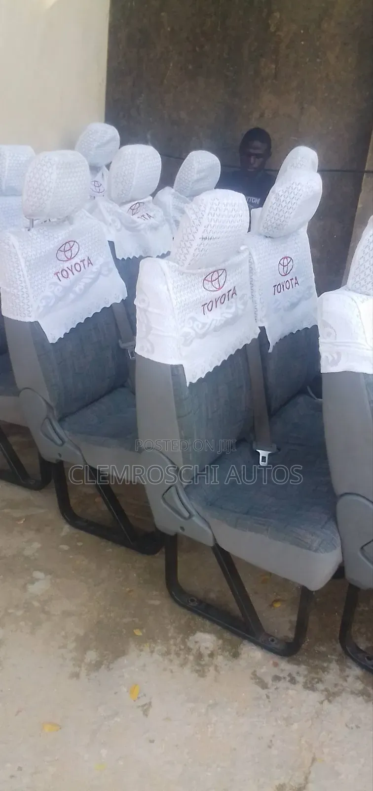 High Quality Certified Complete Seats Hiace Bus H2, H3.