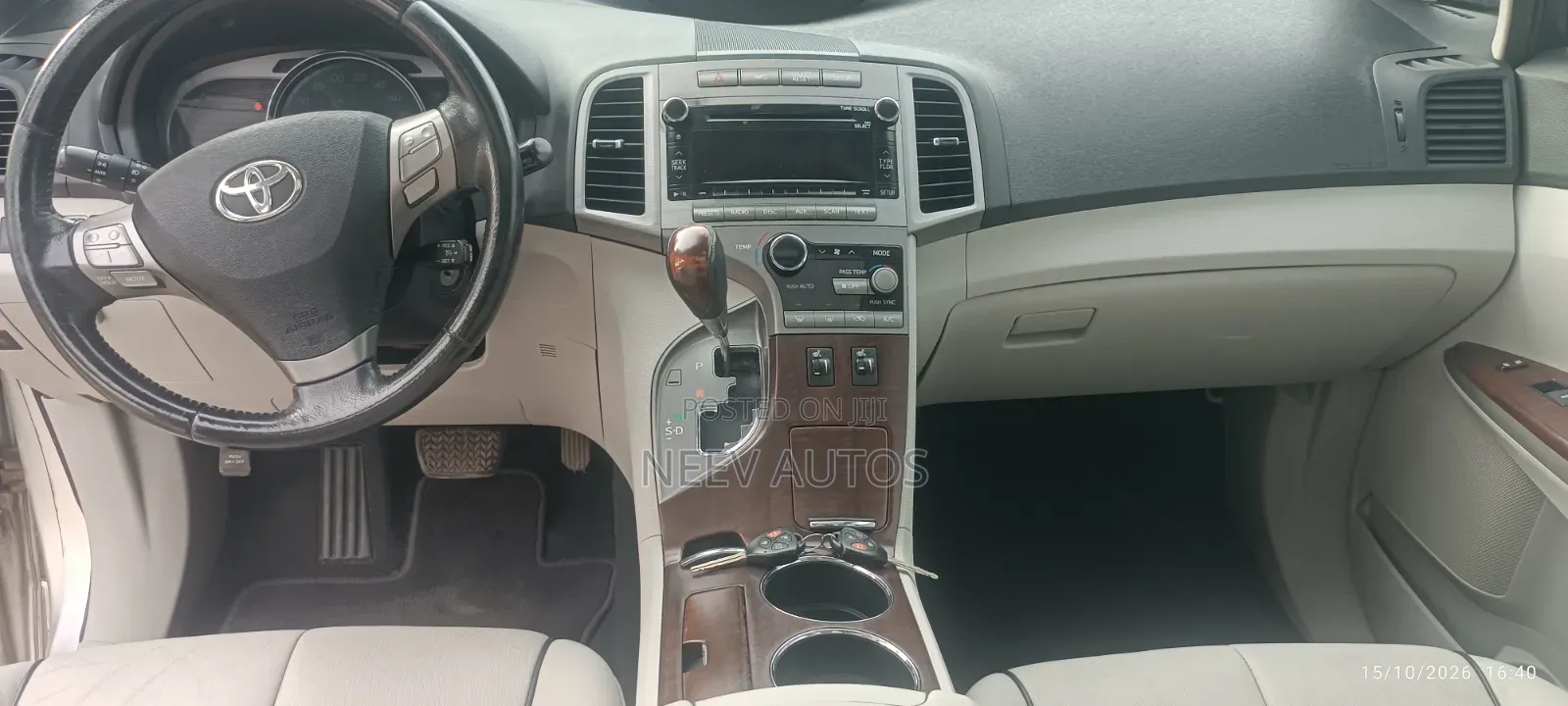 Toyota Venza AWD 2010 Silver