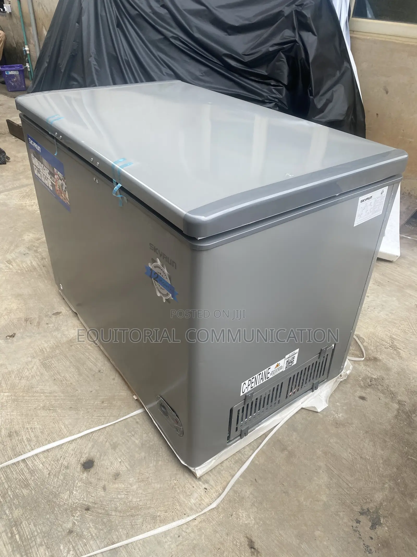 BD-300HNW Skyrun 300L Chest Freezer With Durable Cabinet Design