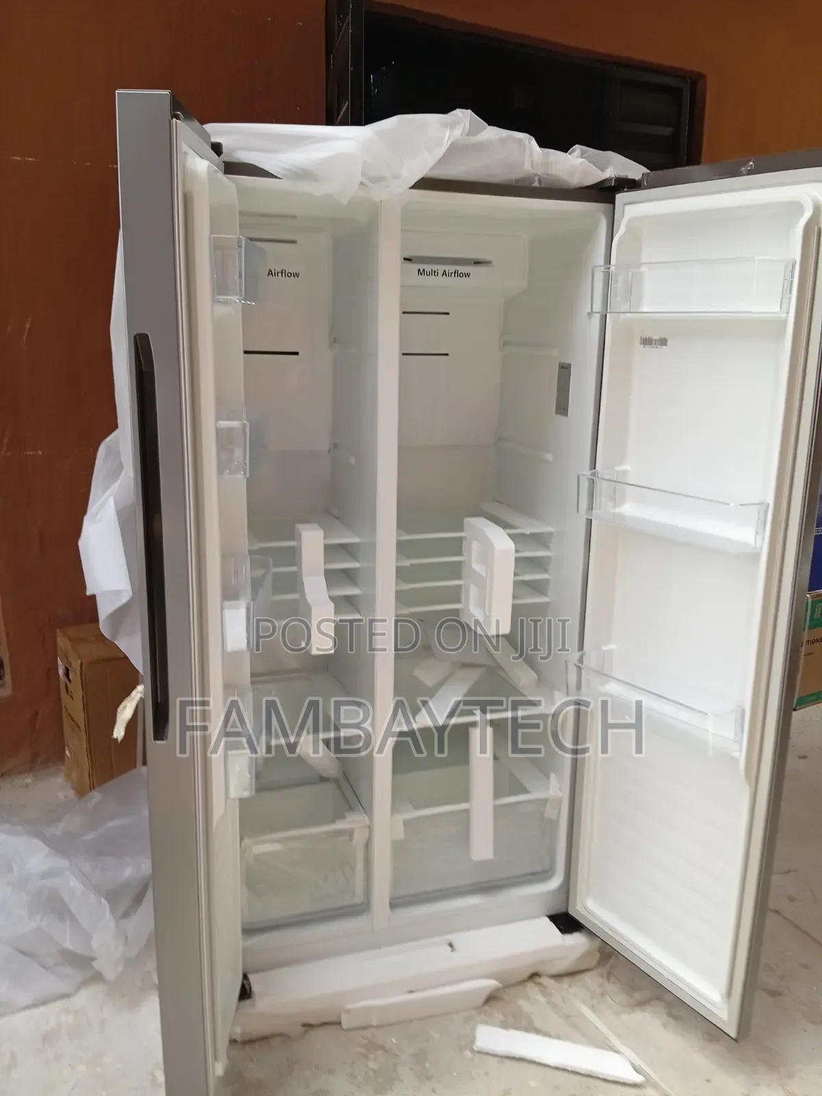 Sleek Hisense 518L Double-Door RC-67WSI Refrigerator