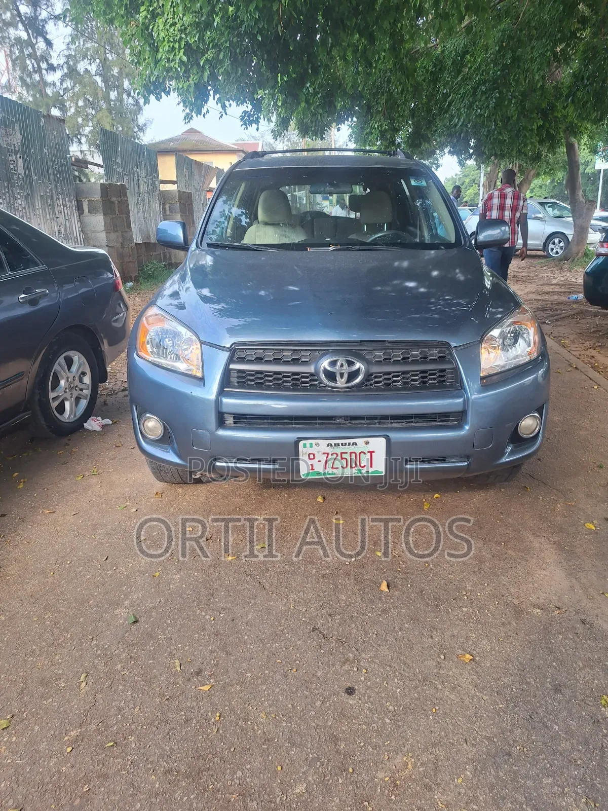 Toyota RAV4 2010 Gray
