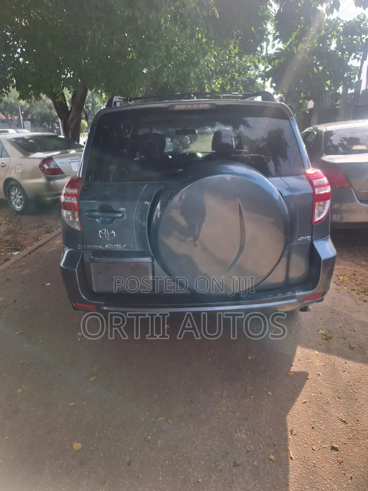 Toyota RAV4 2010 Gray