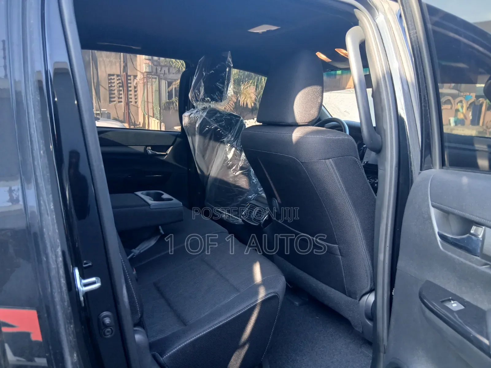 New Toyota Hilux 2025 Black