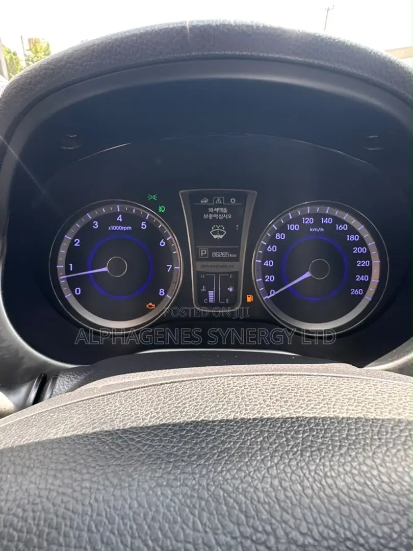 Hyundai Grandeur 2014 Silver