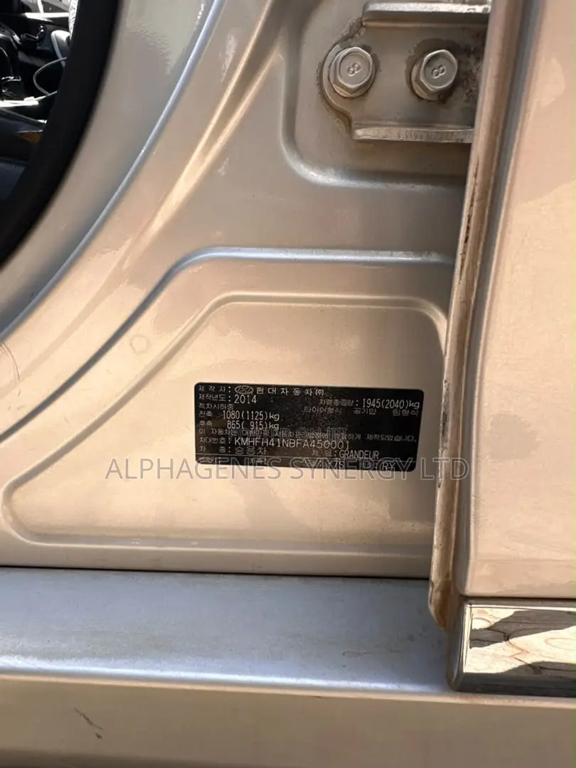 Hyundai Grandeur 2014 Silver