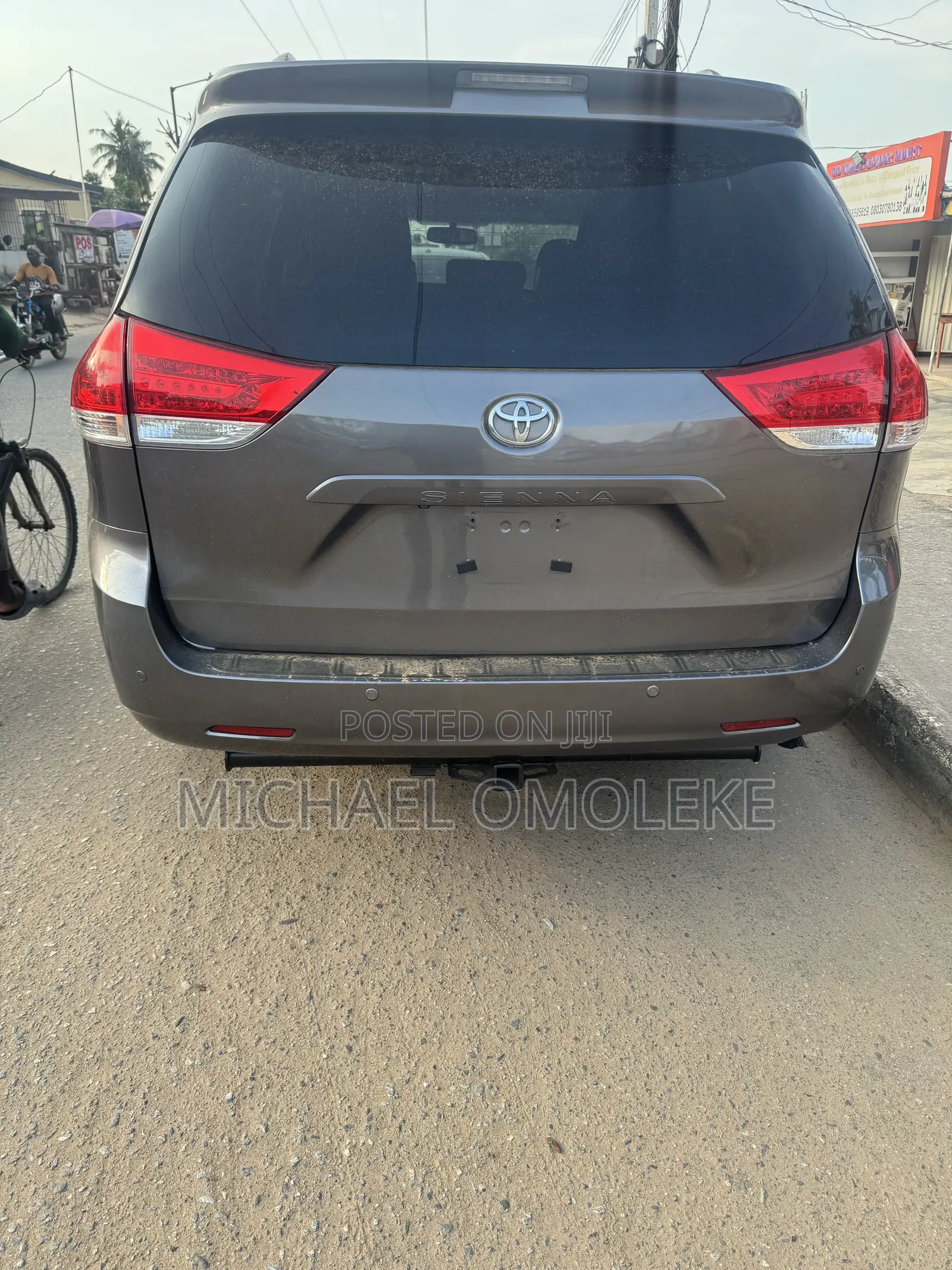 Toyota Sienna XLE 7 Passenger 2012 Gray