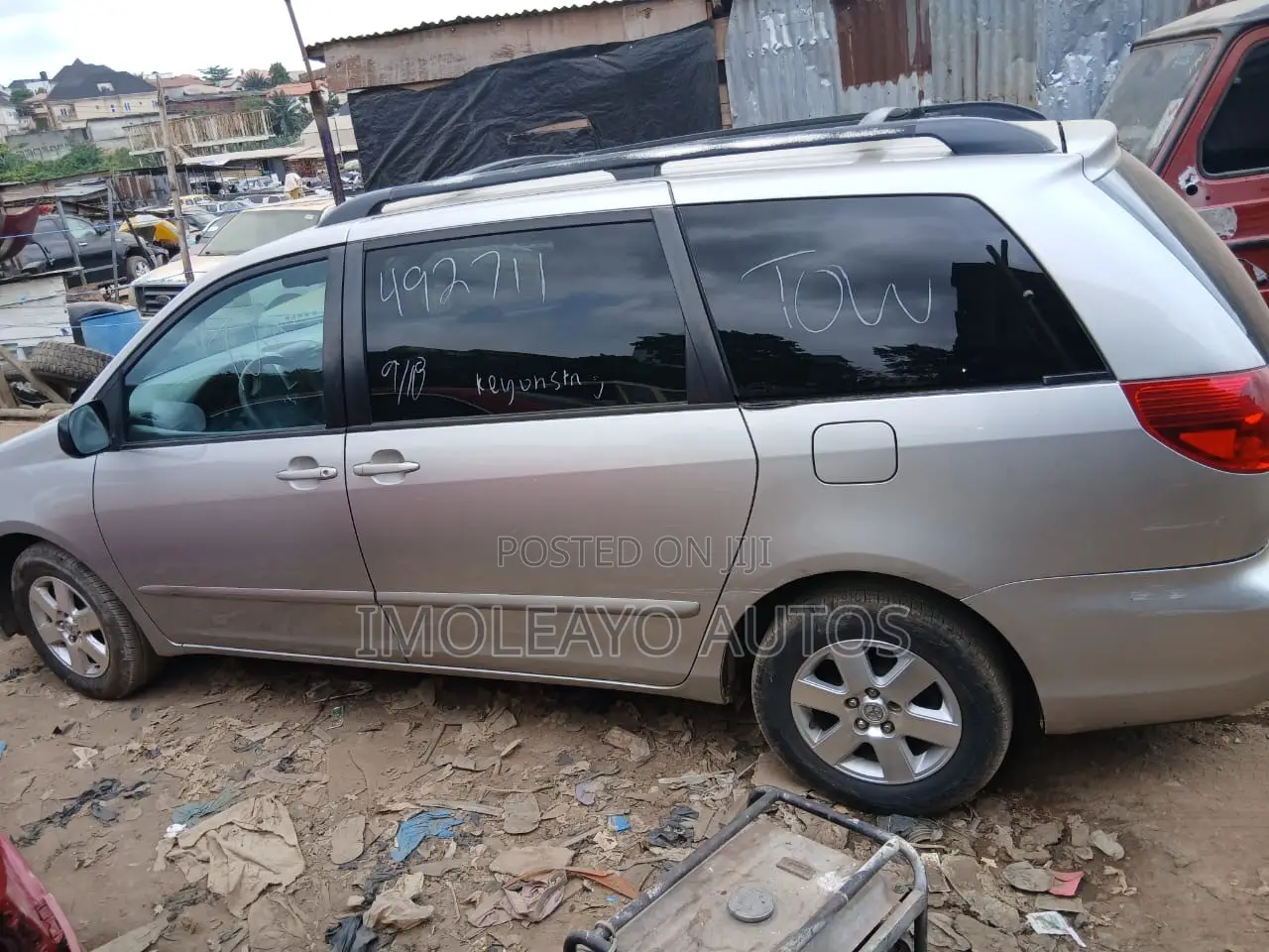 Toyota Sienna LE AWD 2006 Gold