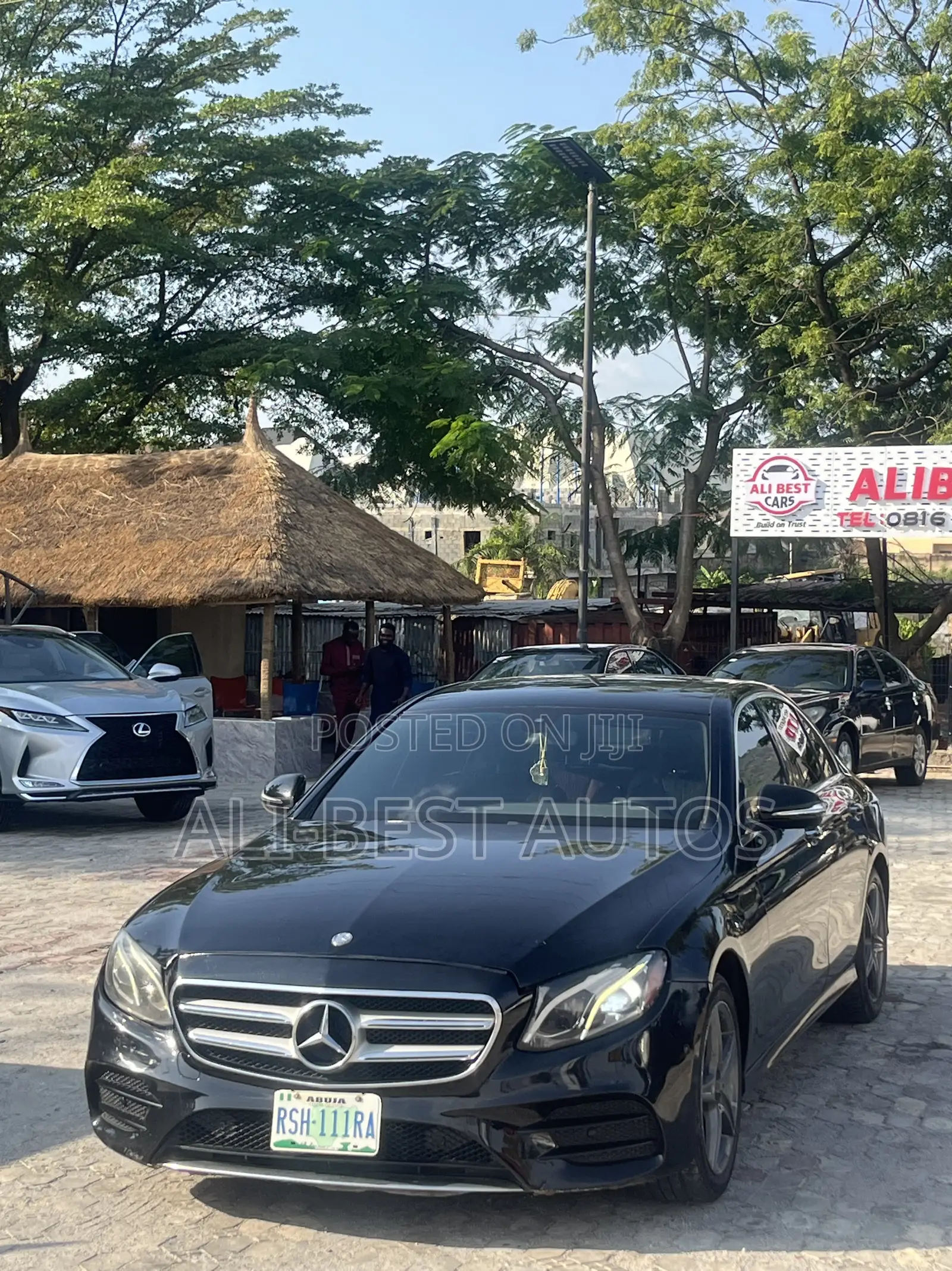 Mercedes-Benz E300 2016 Black