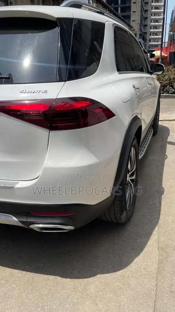 Mercedes-Benz GLE-Class GLE 350 4MATIC AWD 2025 White