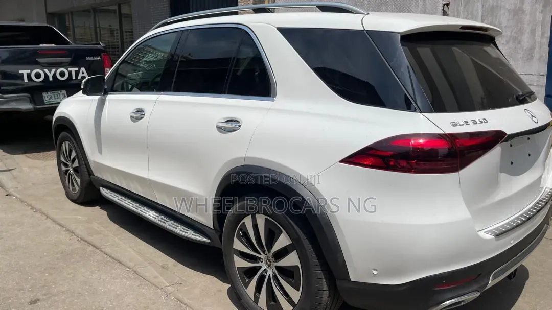 Mercedes-Benz GLE-Class GLE 350 4MATIC AWD 2025 White