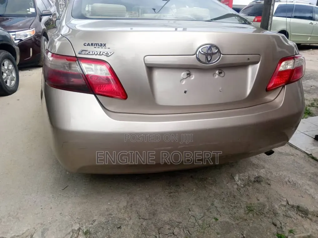 Toyota Camry 2.4 LE 2008 Gold