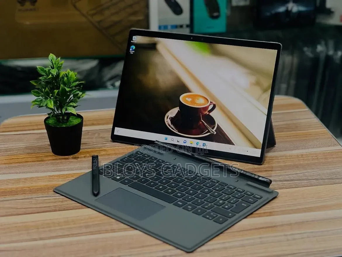 Laptop Dell Latitude 7320 Detachable 16GB Intel Core i5 SSD 256GB
